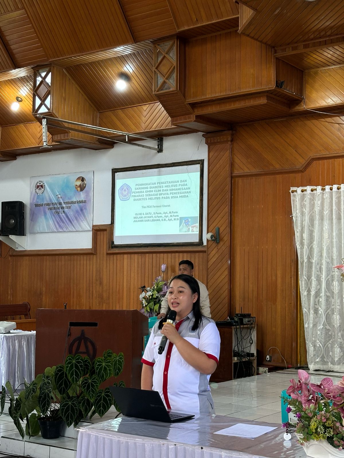 Peningkatan Pengetahuan Dan Skrining Diabetes Melitus Pada Pemuda Gmim Elim Dan Nimahesaan Pinaras Sebagai Upaya Pencegahan Diabetes Melitus Pada Usia Muda Peningkatan Pengetahuan Dan Skrining Diabetes Melitus Pada Pemuda Gmim Elim Dan Nimahesaan Pinaras Sebagai Upaya Pencegahan Diabetes Melitus Pada Usia Muda